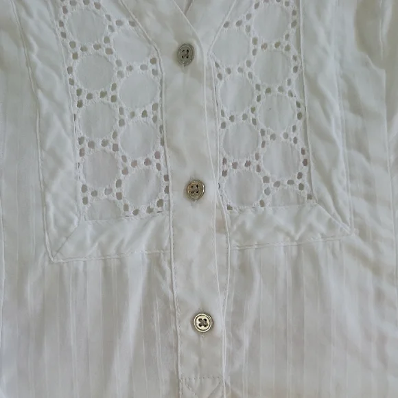 Express White Blouse with Eyelet Design - Picture 9 of 10